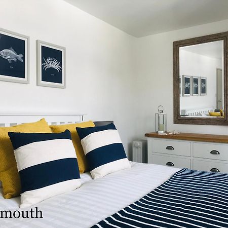 Nancie'S Place - Dartmouth Town Center With Private Parking - A Traditional Georgian Private Duplex Apartment - Beautifully Refurbished - Two Bedrooms, Bathroom, Kitchen And Lounge Diner Εξωτερικό φωτογραφία