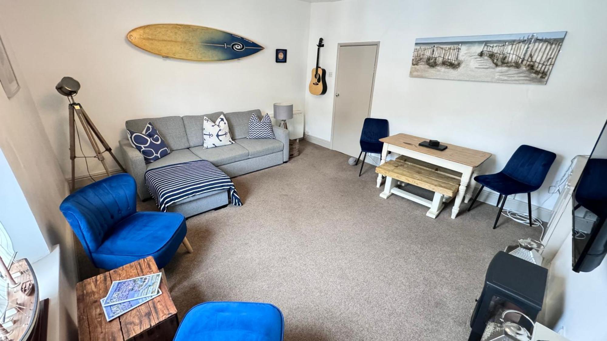 Nancie'S Place - Dartmouth Town Center With Private Parking - A Traditional Georgian Private Duplex Apartment - Beautifully Refurbished - Two Bedrooms, Bathroom, Kitchen And Lounge Diner Εξωτερικό φωτογραφία